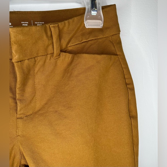 NWOT High Waisted Pixie Skinny Pants - Picture 6 of 7